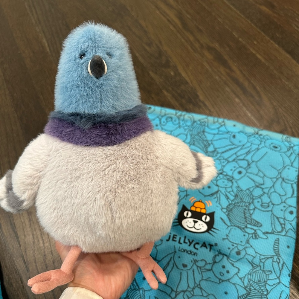 Jellycat NYC Exclusive Strutton Pigeon